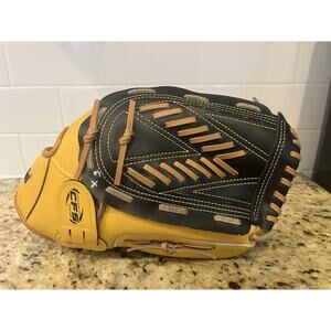 Franklin Field Master Series 13" Right Handed Thrower Softball Glove 22601